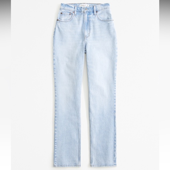 Abercrombie Curve Love Ultra High Rise 90's Straight Jean - Picture 1 of 10
